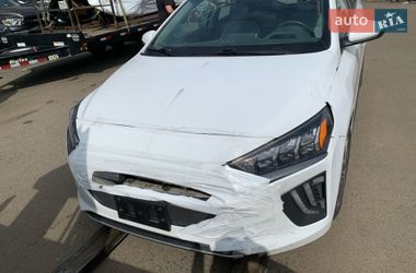 Лифтбек Hyundai Ioniq Electric 2021 в Тернополе