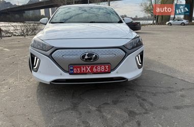 Ліфтбек Hyundai Ioniq Electric 2020 в Києві