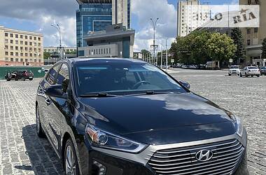 Седан Hyundai Ioniq 2017 в Харькове