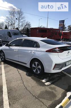 Седан Hyundai Ioniq 2017 в Харькове