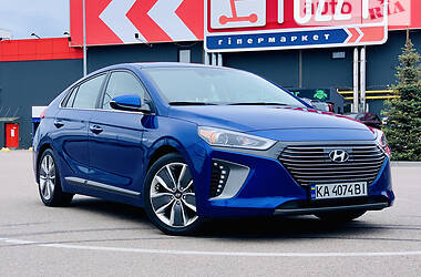 Хэтчбек Hyundai Ioniq 2018 в Киеве