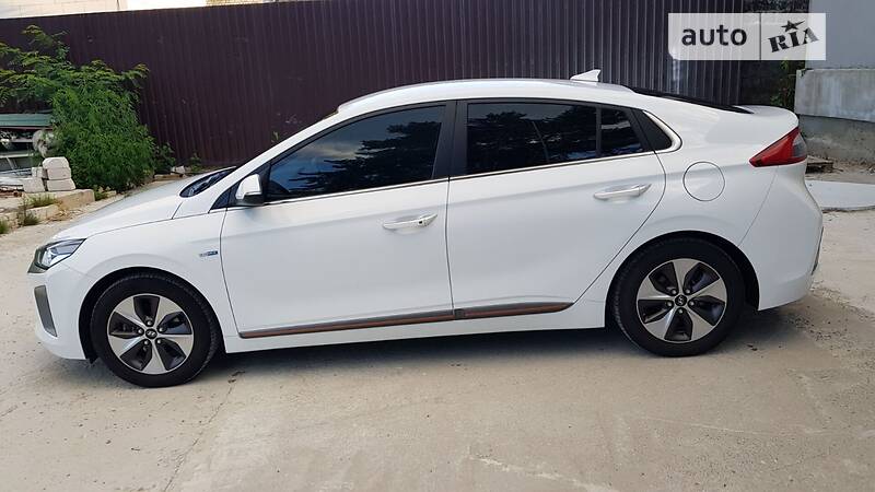 Hyundai Ioniq 2019