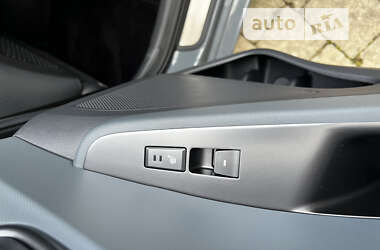 Ліфтбек Hyundai Ioniq 2021 в 