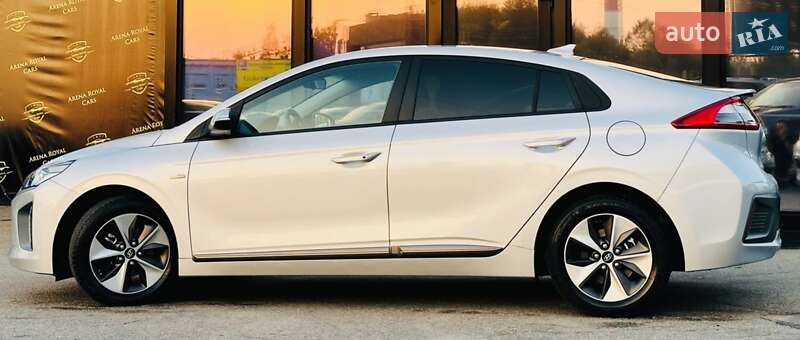 Хэтчбек Hyundai Ioniq 2019 в Киеве фото 2 Хэтчбек Hyundai Ioniq 2019 в Киеве