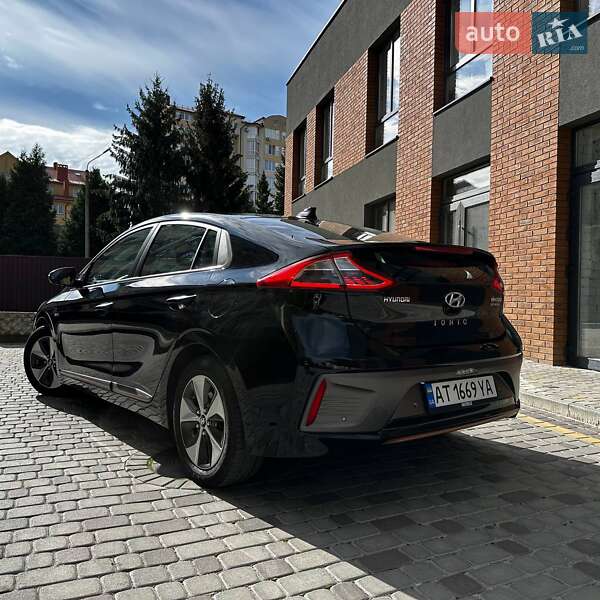 Хетчбек Hyundai Ioniq 2016 в Коломиї