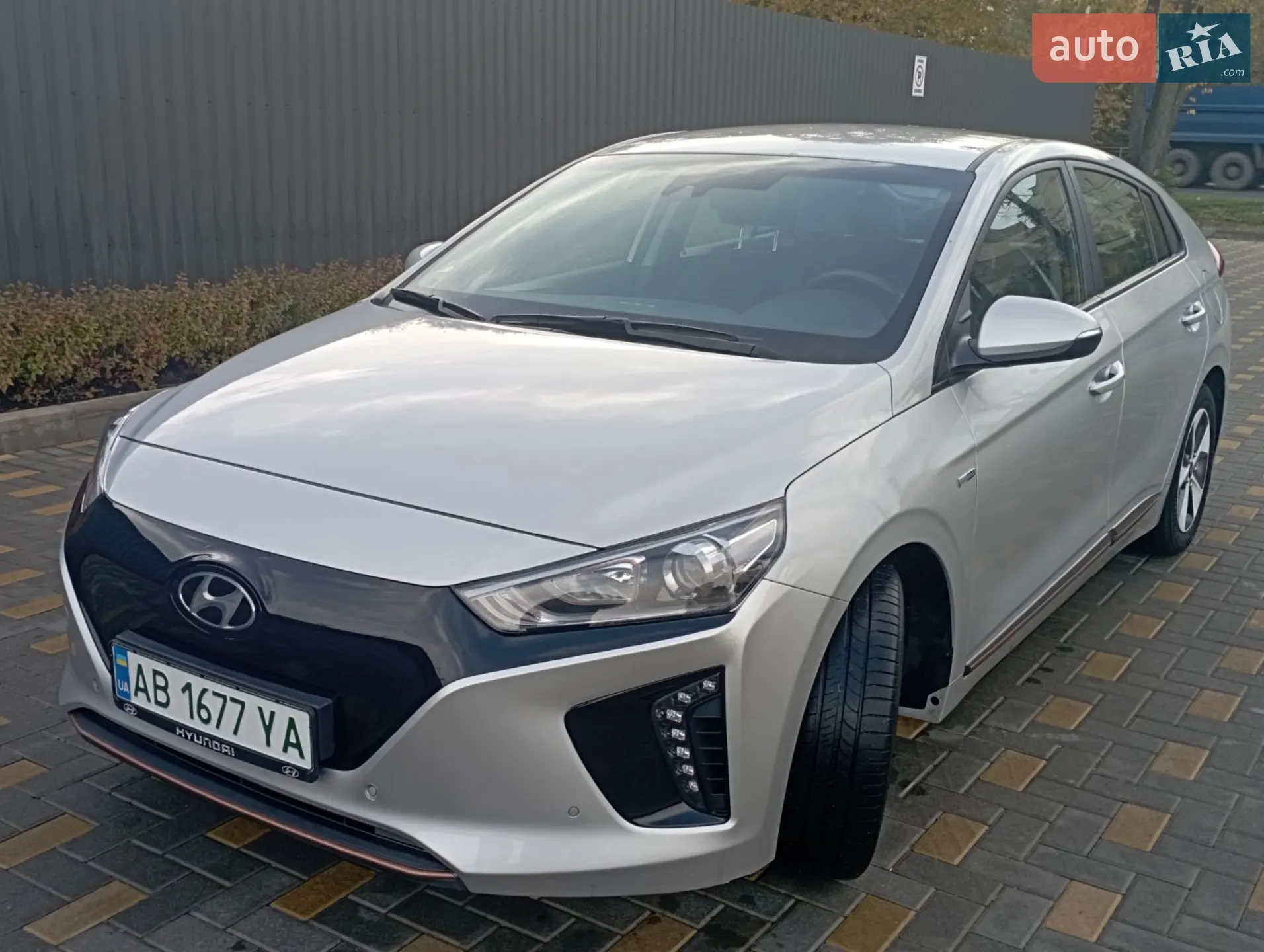 2019 Hyundai IONIQ - фото 1
