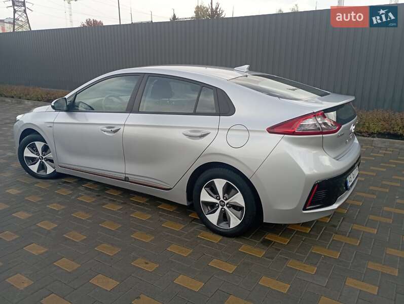 Хетчбек Hyundai Ioniq 2019 в Вінниці