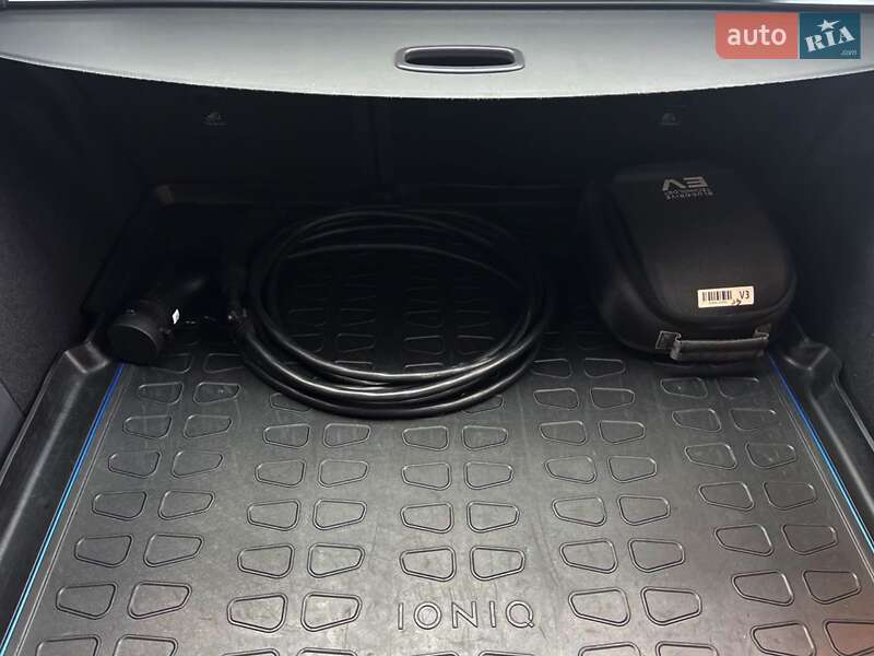 Хэтчбек Hyundai Ioniq 2017 в Каменском фото 11 Хэтчбек Hyundai Ioniq 2017 в Каменском