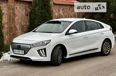 Лифтбек Hyundai Ioniq 2021 в 