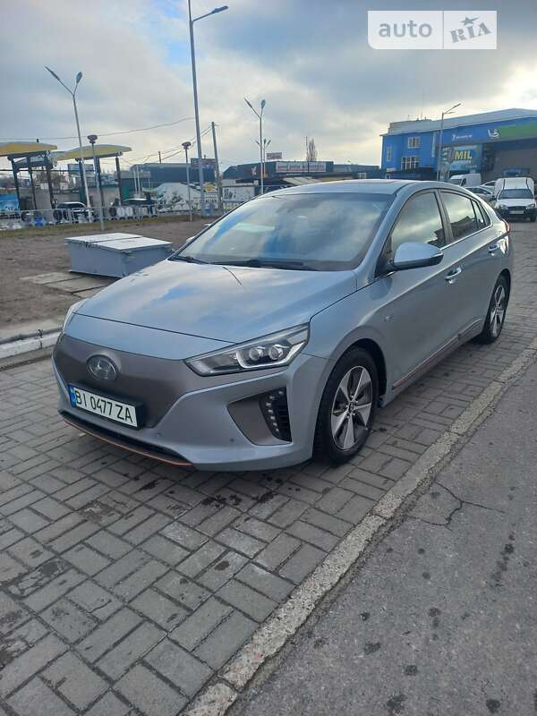 Хэтчбек Hyundai Ioniq 2016 в Кременчуге