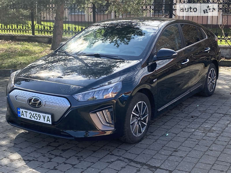 Ліфтбек Hyundai Ioniq 2019 в Долині