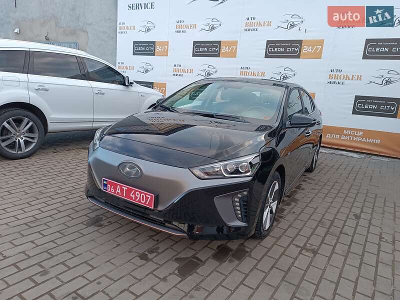 Хетчбек Hyundai Ioniq 2018 в Києві