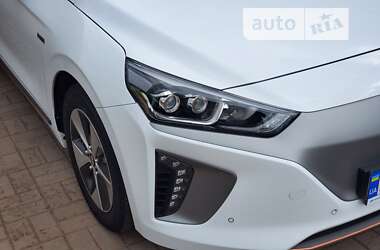 Лифтбек Hyundai Ioniq 2019 в Кривом Роге