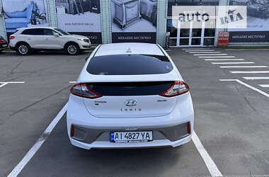 Хэтчбек Hyundai Ioniq 2017 в Киеве