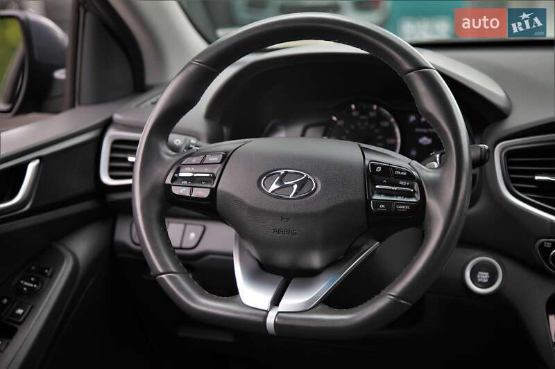 Хэтчбек Hyundai Ioniq 2019 в Харькове