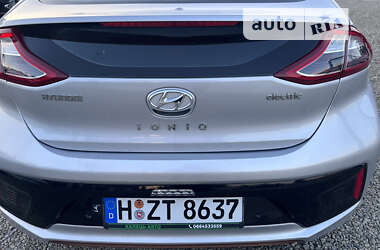 Лифтбек Hyundai Ioniq 2019 в Калуше