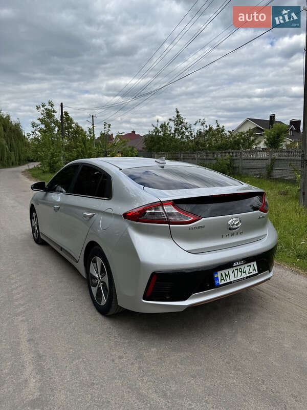 Хэтчбек Hyundai Ioniq 2018 в Житомире
