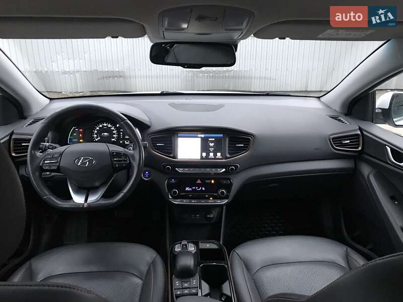 Хетчбек Hyundai Ioniq 2018 в Житомирі