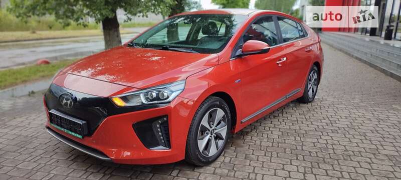 Хетчбек Hyundai Ioniq 2017 в Києві