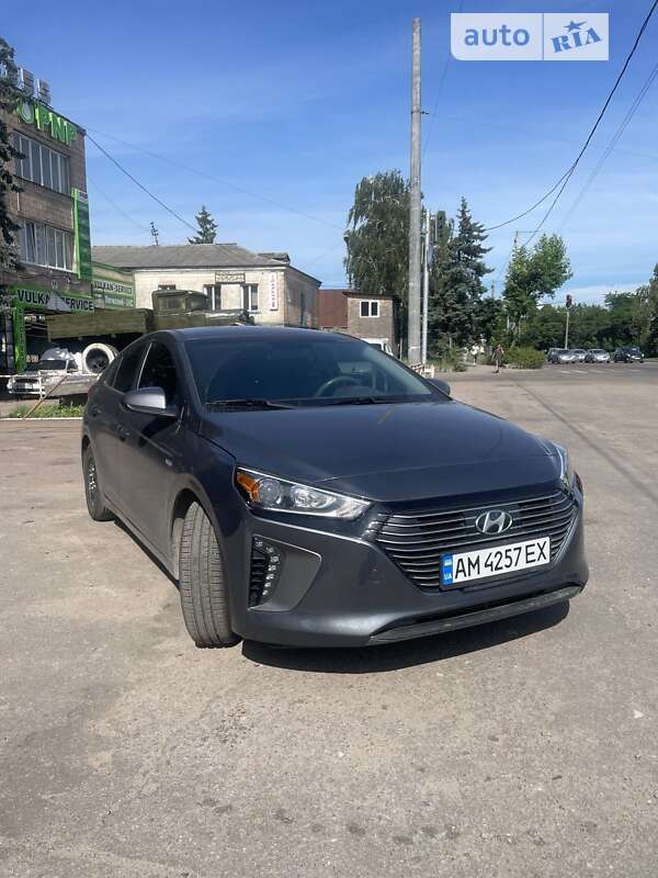 Хетчбек Hyundai Ioniq 2017 в Житомирі