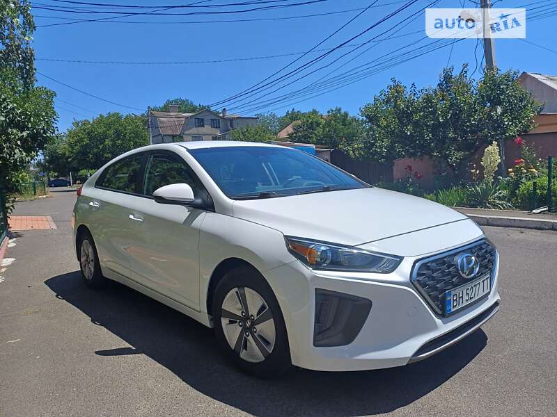 Лифтбек Hyundai Ioniq 2021 в Одессе