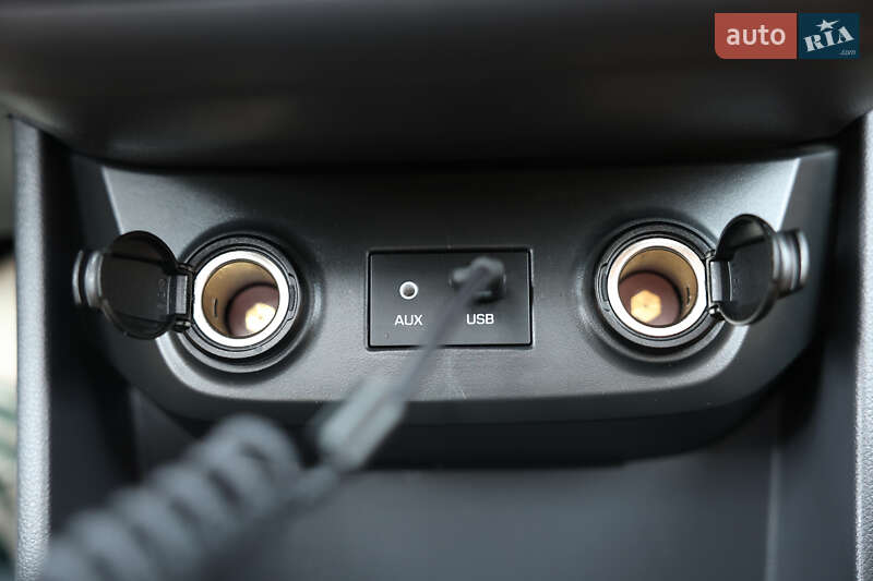 Лифтбек Hyundai Ioniq 2019 в Киеве