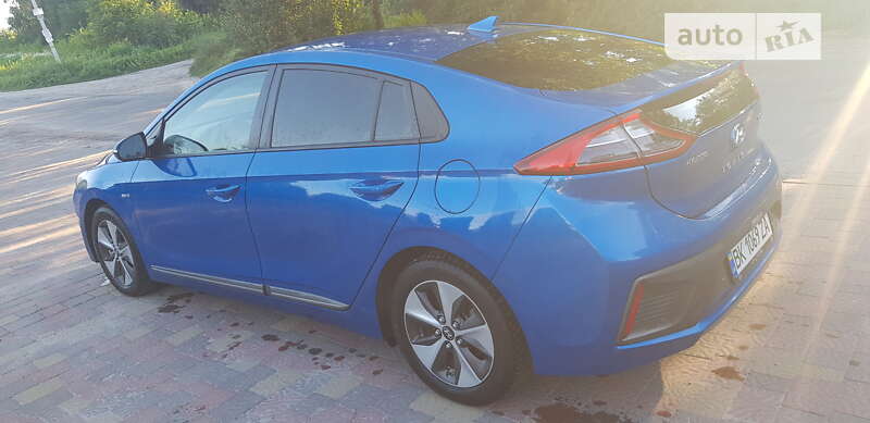 Хетчбек Hyundai Ioniq 2018 в Тернополі