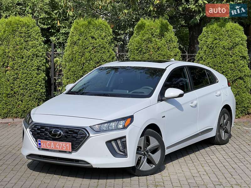 Лифтбек Hyundai Ioniq 2020 в Львове