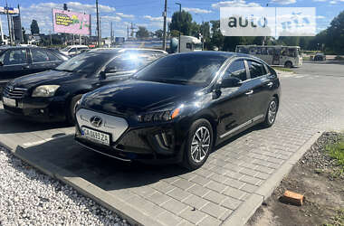 Лифтбек Hyundai Ioniq 2021 в Киеве