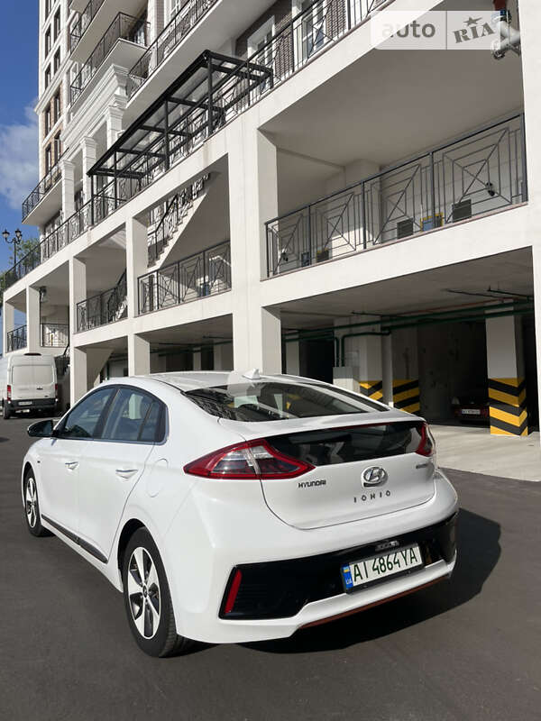 Лифтбек Hyundai Ioniq 2019 в Одессе