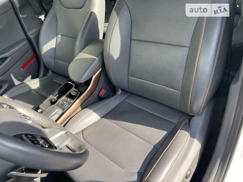 Лифтбек Hyundai Ioniq 2019 в Одессе