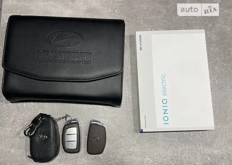 Лифтбек Hyundai Ioniq 2019 в Одессе документ