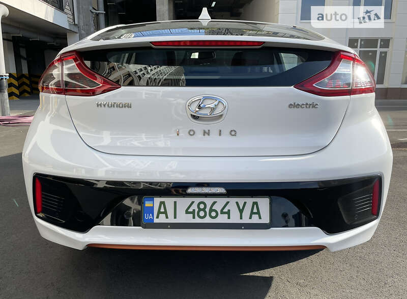Лифтбек Hyundai Ioniq 2019 в Одессе