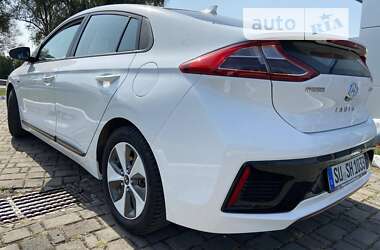 Лифтбек Hyundai Ioniq 2019 в Ковеле