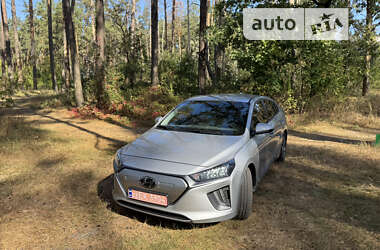 Лифтбек Hyundai Ioniq 2020 в Чернигове