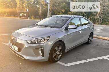 Хэтчбек Hyundai Ioniq 2018 в Виннице