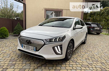 Лифтбек Hyundai Ioniq 2021 в Львове