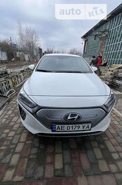 Лифтбек Hyundai Ioniq 2021 в Днепре