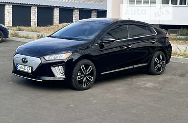 Лифтбек Hyundai Ioniq 2021 в Черкассах