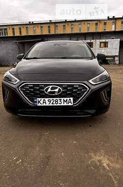 Лифтбек Hyundai Ioniq 2021 в Киеве