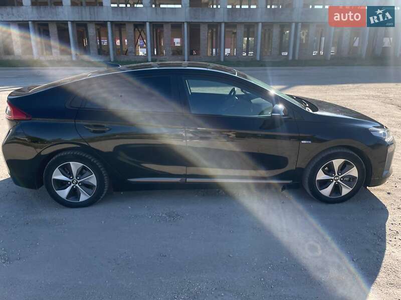 Хетчбек Hyundai Ioniq 2019 в Тернополі