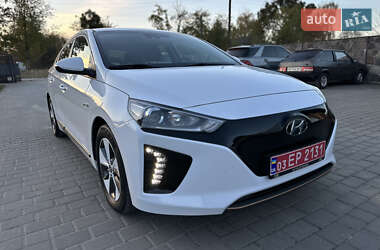 Хетчбек Hyundai Ioniq 2019 в 