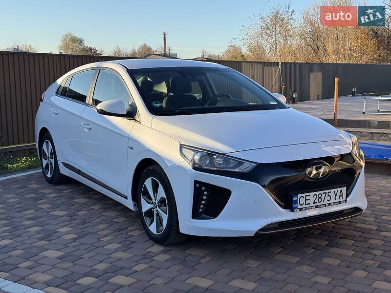 Ліфтбек Hyundai Ioniq 2019 в Чернівцях