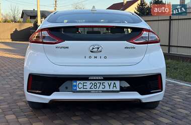 Ліфтбек Hyundai Ioniq 2019 в Чернівцях