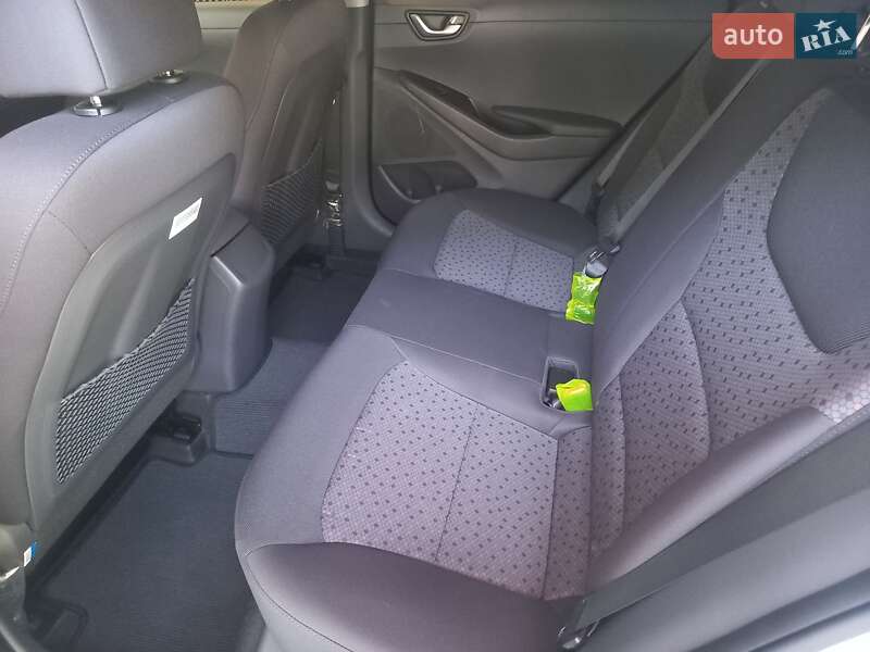 Хетчбек Hyundai Ioniq 2017 в Одесі