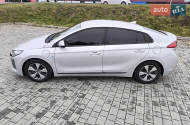 Лифтбек Hyundai Ioniq 2019 в Стрые