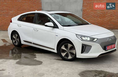 Хэтчбек Hyundai Ioniq 2016 в Сарнах