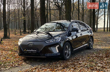 Хэтчбек Hyundai Ioniq 2017 в 