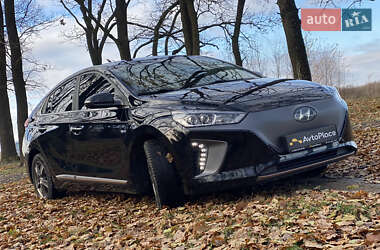 Хэтчбек Hyundai Ioniq 2017 в 