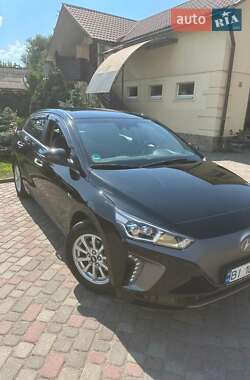 Хэтчбек Hyundai Ioniq 2019 в Полтаве